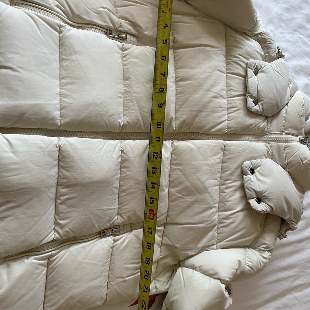 Moncler jacket - Picture 13 of 16